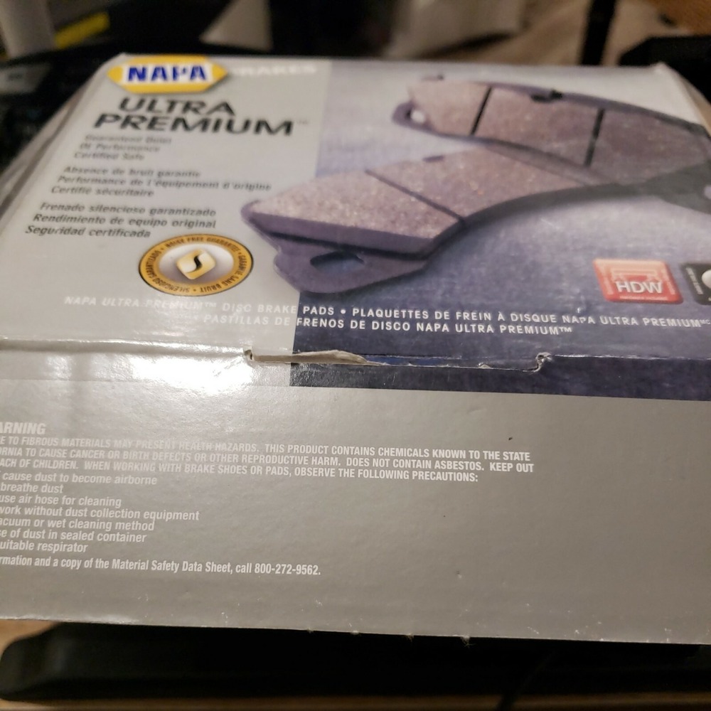 NAPA UP-8390-M ULTRA PREMIUM DISK‎ BRAKE PADS BRAND NEW IN BOX